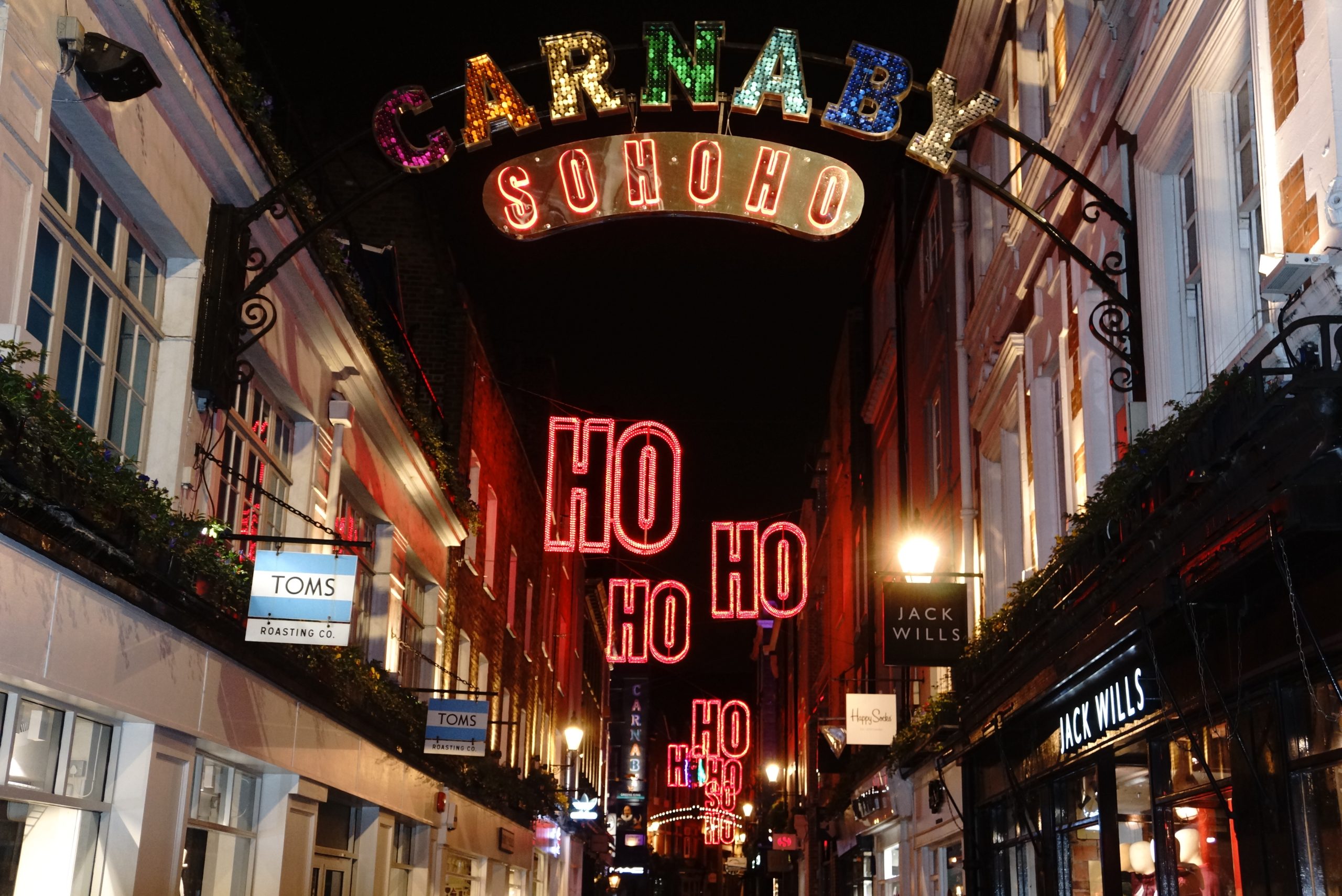 10 Best Things To Do In London During Christmas - The Weekend Hedonist